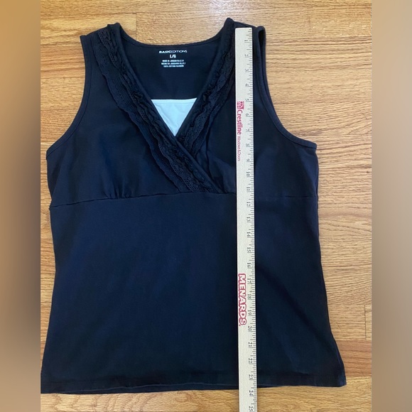 Basic Editions Top Women’s Large Black Sleeveless Shirt V neck Ruffle Neckline - Picture 6 of 6